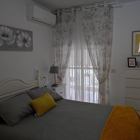 Apartamento Al Lado De La Playa Фуeнхирола Екстериор снимка