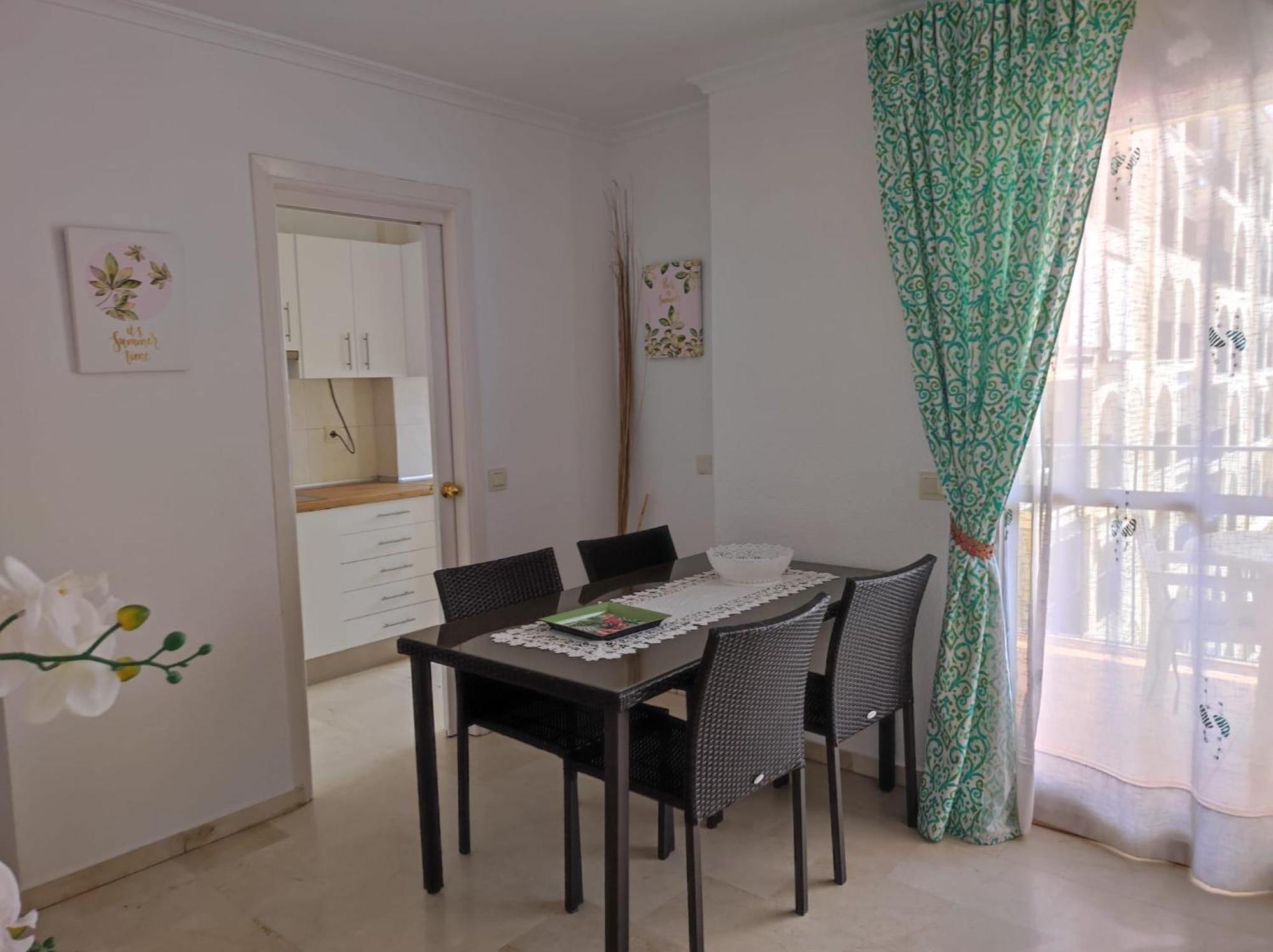 Apartamento Al Lado De La Playa Фуeнхирола Екстериор снимка