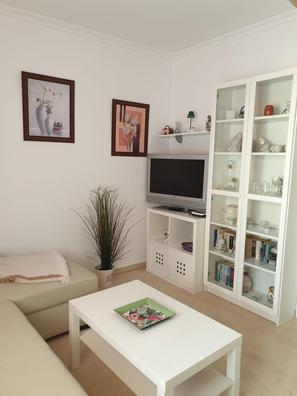 Apartamento Al Lado De La Playa Фуeнхирола Екстериор снимка